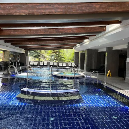 Cozy With Pools And Spa, Ivan Rilski Μπάνσκο